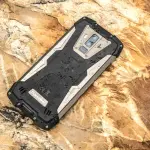 SHARP Aquos R3 e Blackview BV9700 Pro appaiono nel web