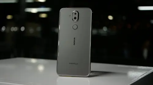 Nokia 8.1, smartphone con Snapdragon 710 e batteria da 3500 mA