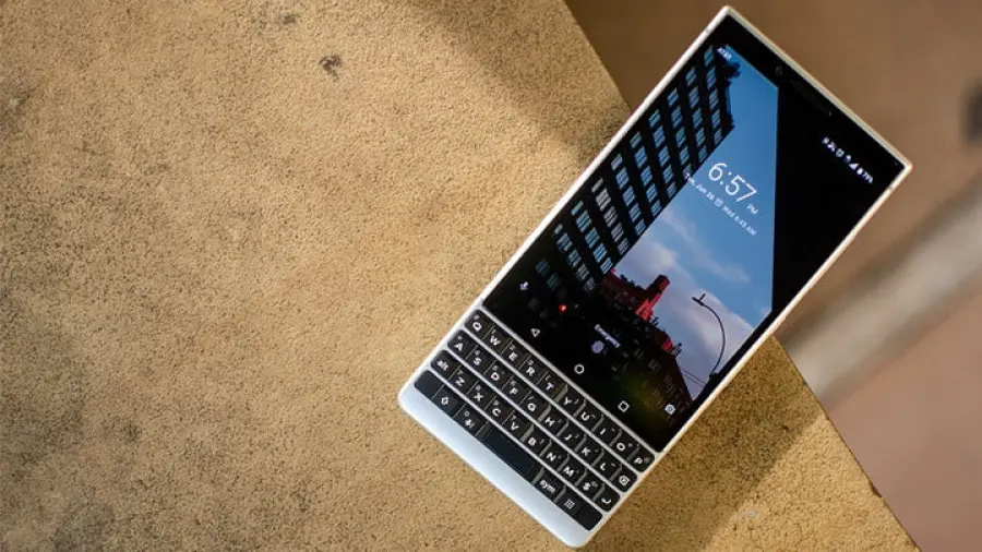 BlackBerry KEY2 disponibile in Europa nella nuova colorazione Red