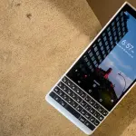 BlackBerry KEY2 disponibile in Europa nella nuova colorazione Red