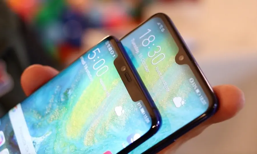 HONOR View20 con 8 GB di RAM: Prezzi in Italia