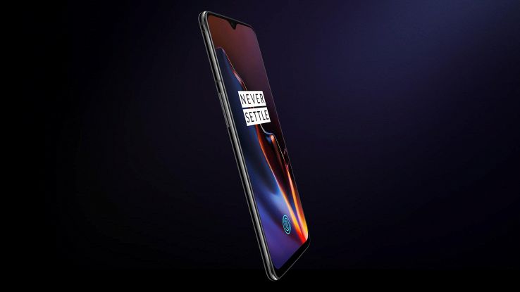 OnePlus 6T in pre-ordine su Amazon: arriverà l'11 novembre