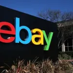 Ebay attacca Amazon denunciandolo