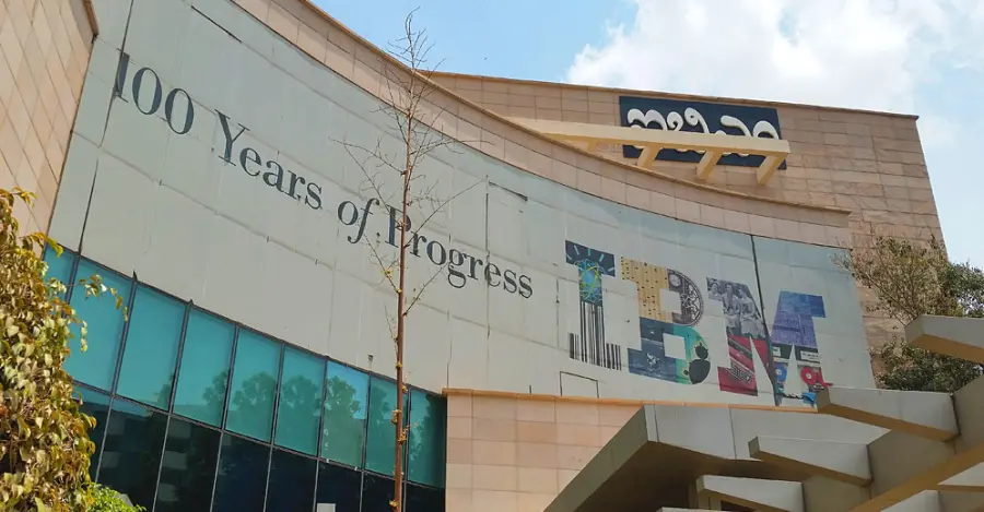 IBM si espande, acquistando Red Hat per 34 miliardi di dollari